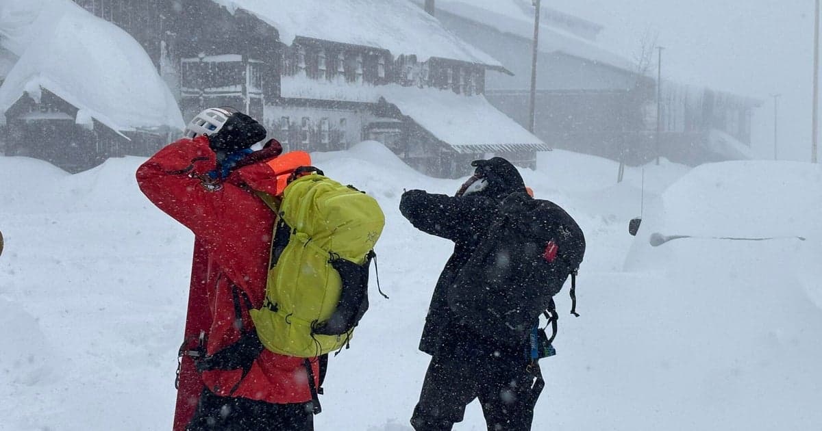 California Avalanche: Heroes Risk Lives to Save Friends