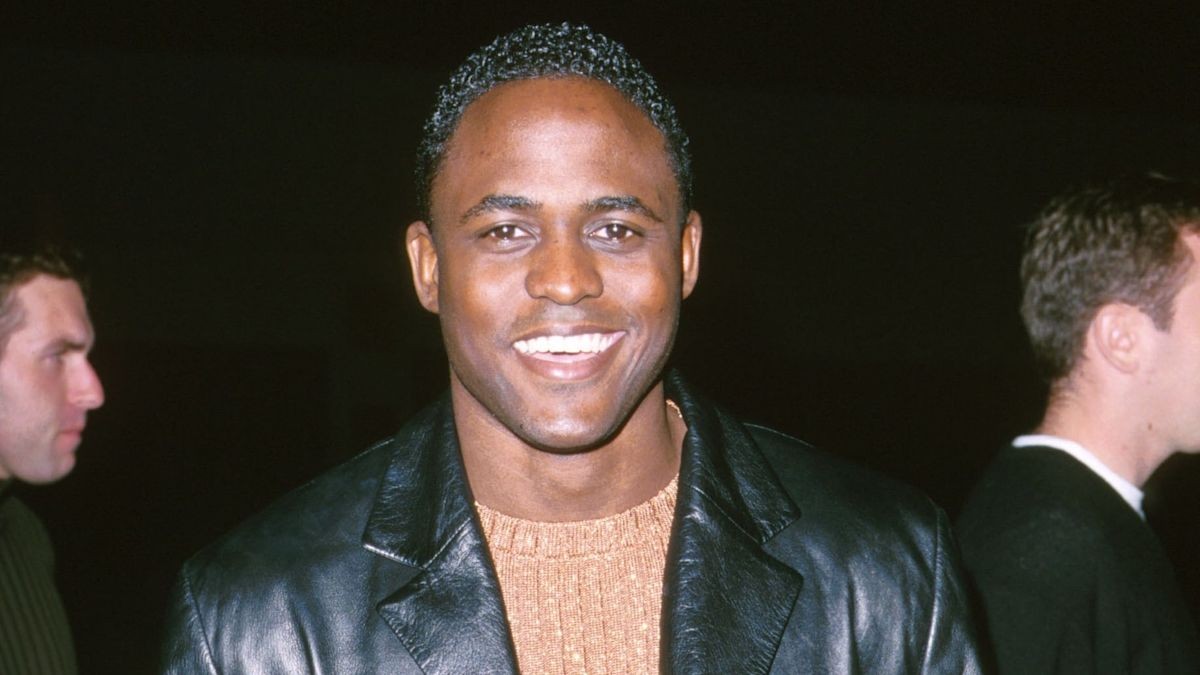 Wayne Brady Steps Back From Broadway Show After Vocal Polyp Diagnosis