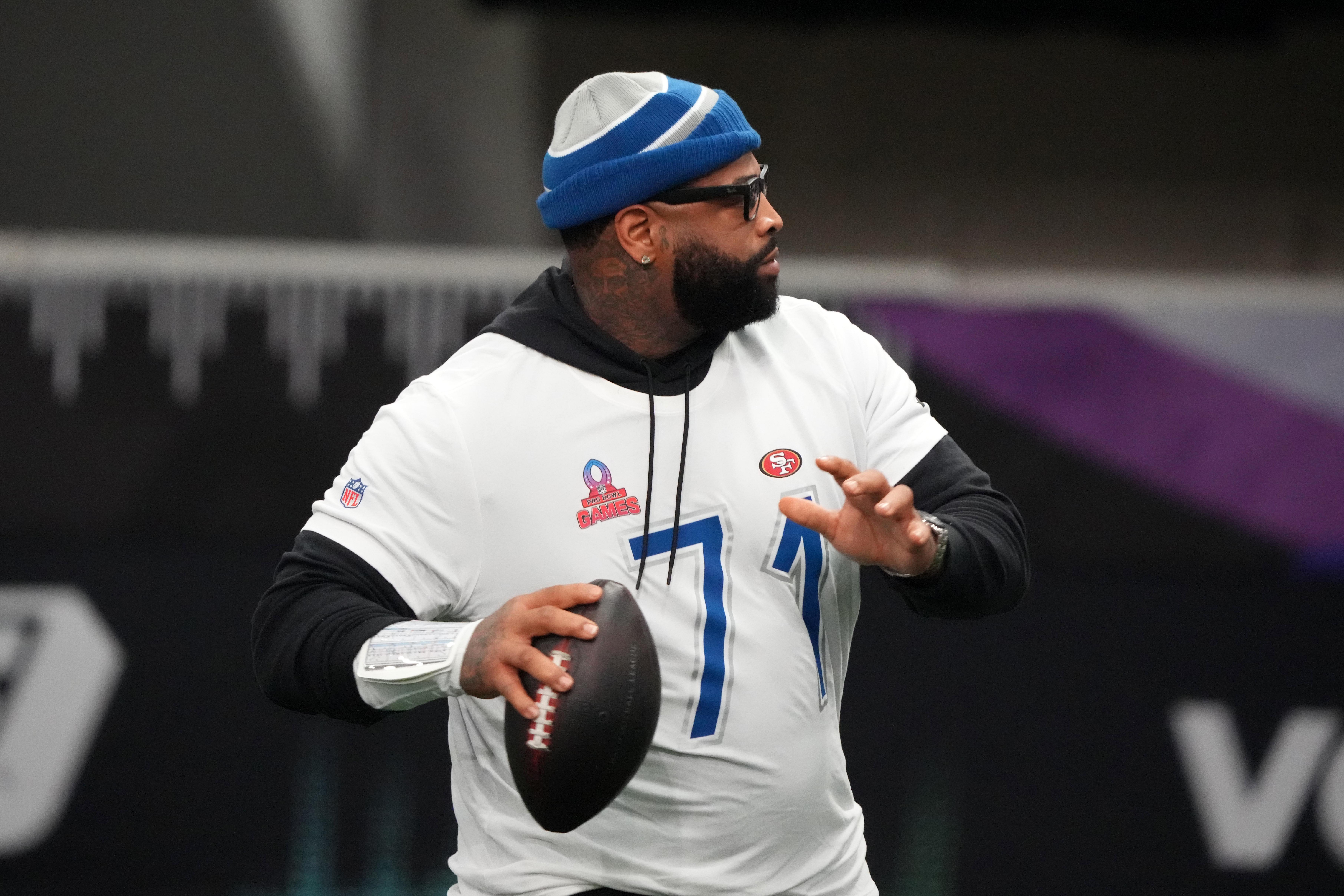 49ers Face Tough Choice: Pay Trent Williams or Draft His Replacement