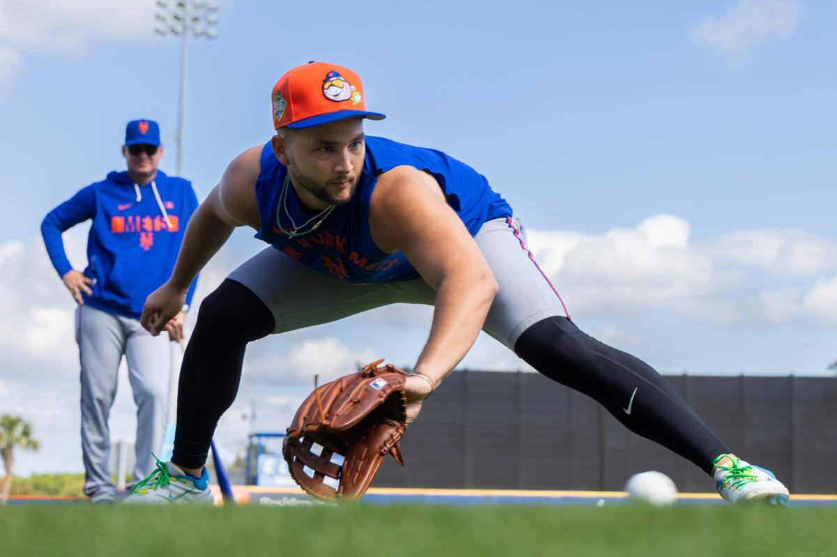 Mets' Bo Bichette Masters Third Base Switch in Spring Camp