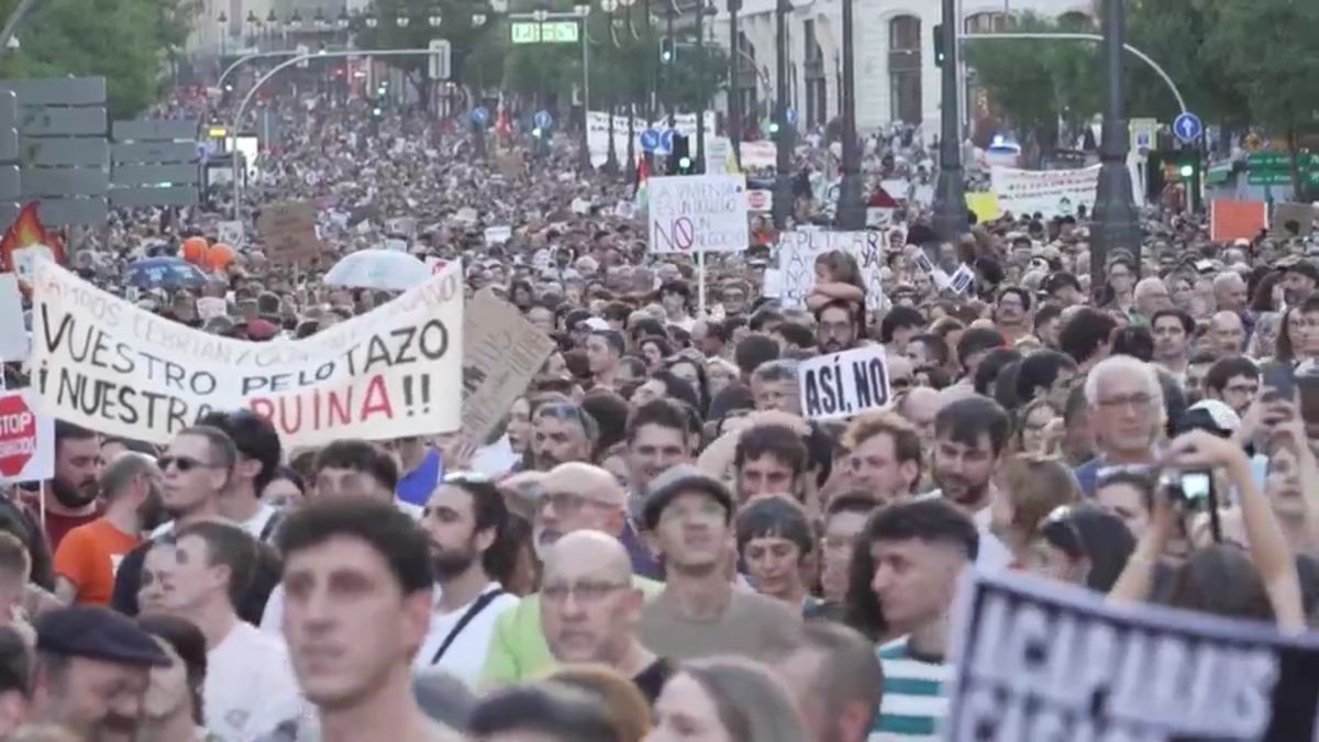 Spain's Housing Meltdown: 87-Year-Old's Fight Sparks National Uprising