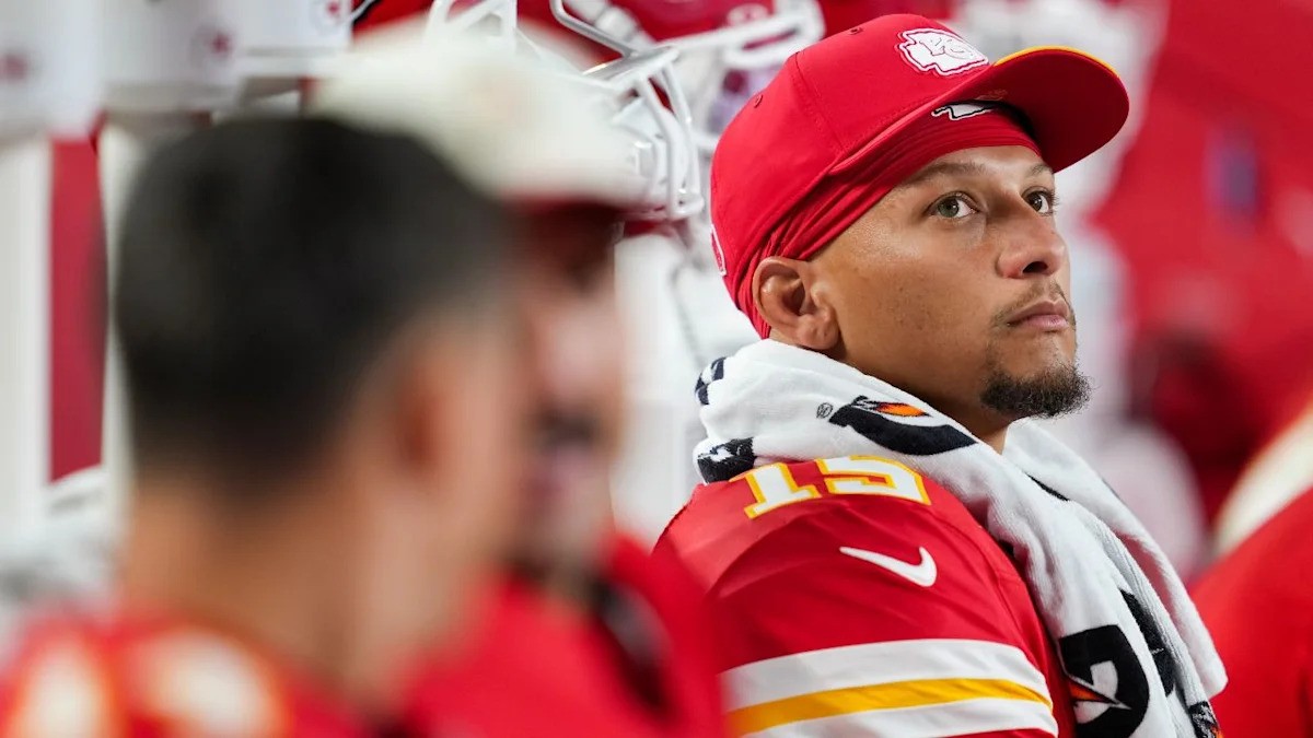 Fantasy Football Week 1: 3 Starters, 3 Sitters for Real Americans Who Love Winning